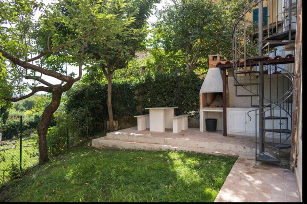 Petite Maison, Nel Borgo Di شيتونا المظهر الخارجي الصورة